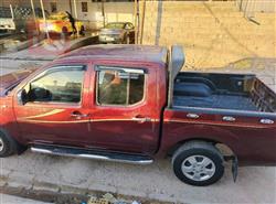 نیسان نەڤارا